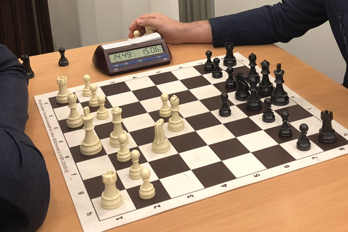 «Белая королева» приглашает на партию в шахматы